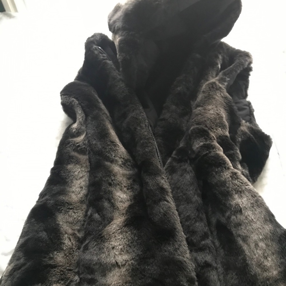 Best vest ever! Furry quilted reversible